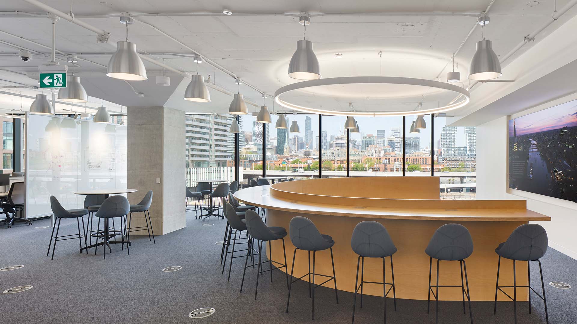 photo-gallery-commercial-office-wave-financial-13