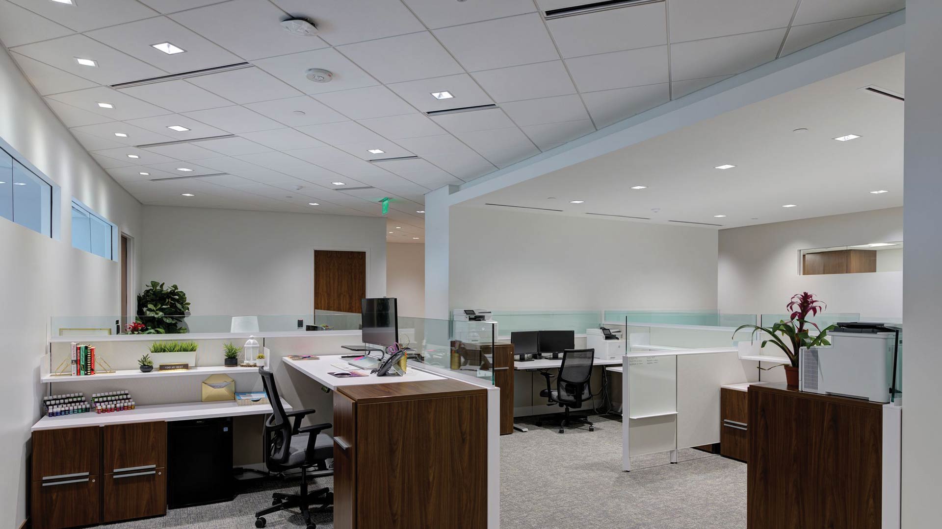 photo-gallery-commercial-office-young-living-essential-oils-headquarters-07
