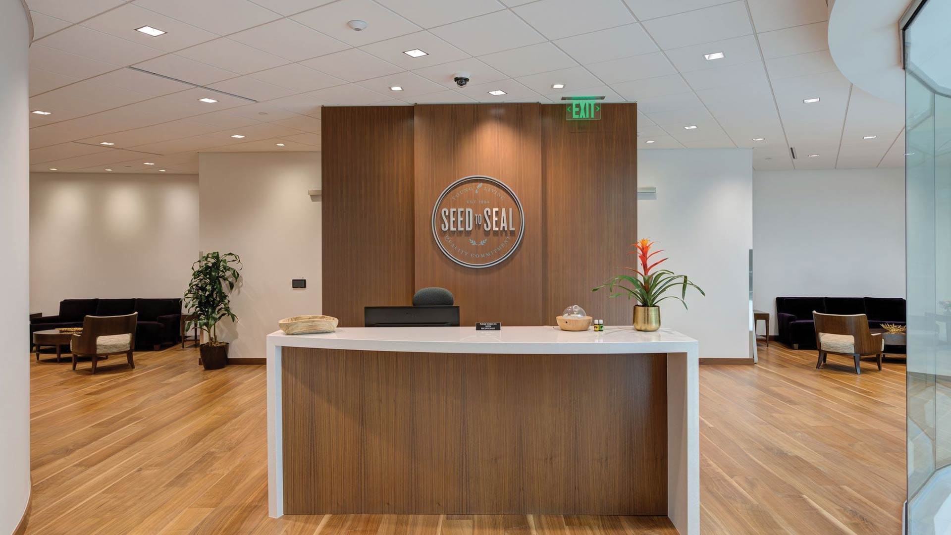 photo-gallery-commercial-office-young-living-essential-oils-headquarters-10