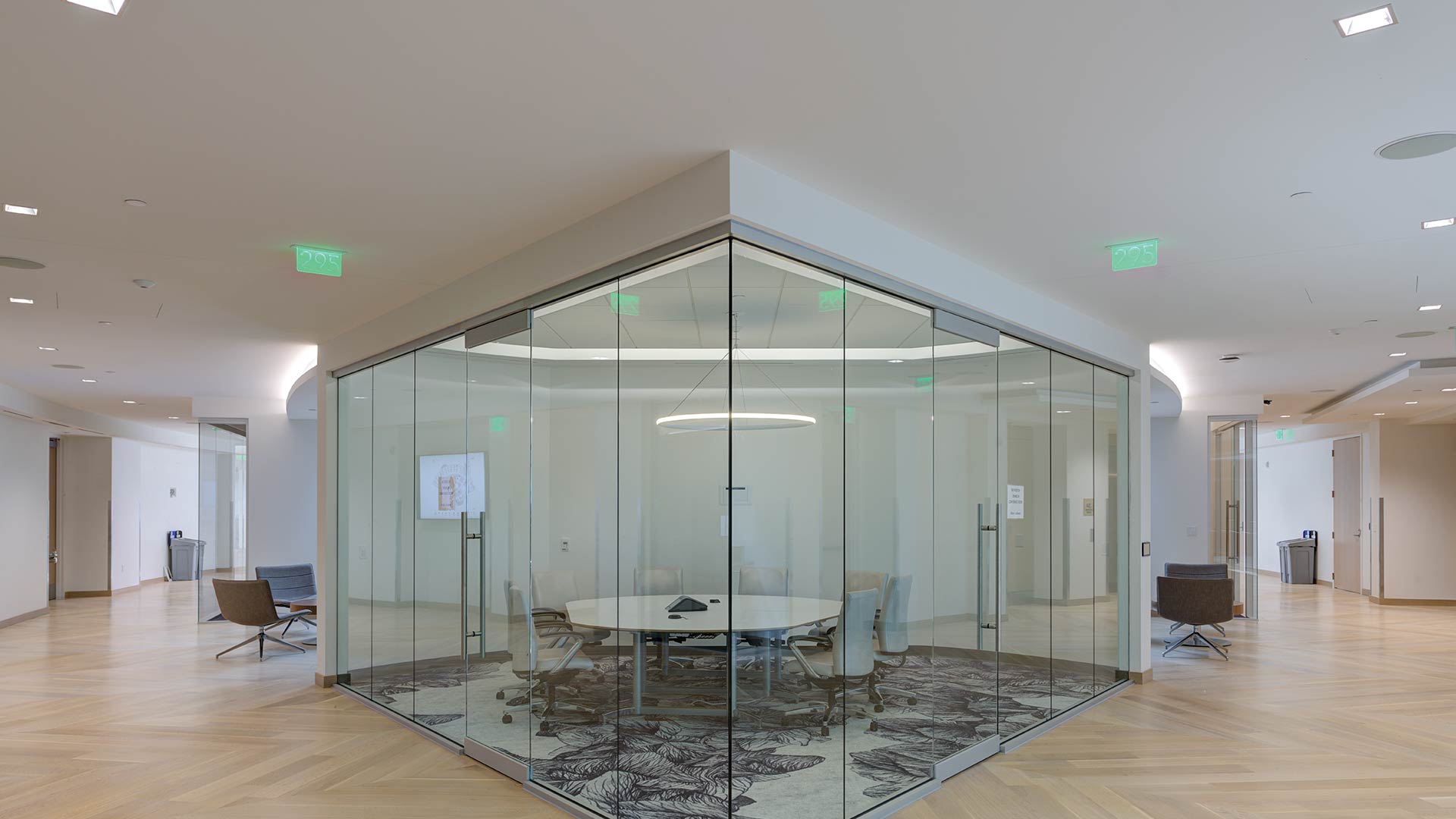 photo-gallery-commercial-office-young-living-essential-oils-headquarters-19